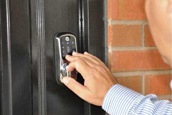 yale keyless smart lock