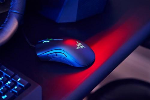 razor deathadder gaming mouse