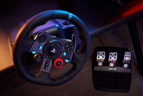 logitech driving force g920 steering wheel and pedals
