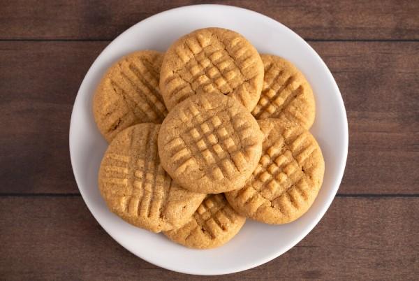 peanut biscuits on a plate