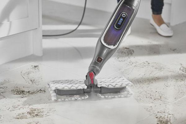 floor steam cleaner