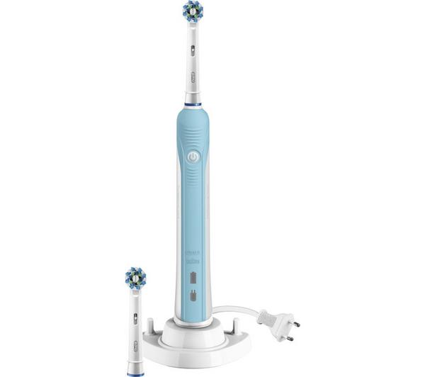 ORAL B CrossAction PRO 670 Electric Toothbrush image number 0
