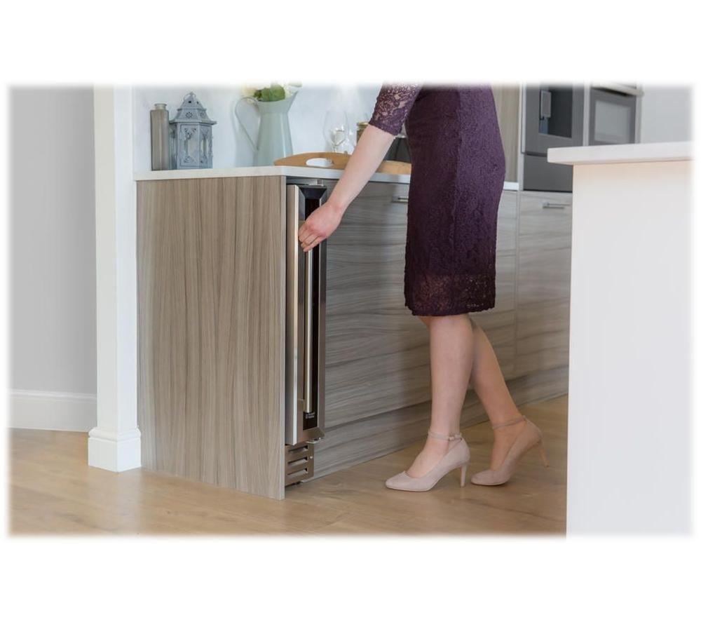 RUSSELL HOBBS RHBI7WC1SS Wine Cooler - Silver image number 3 of 6