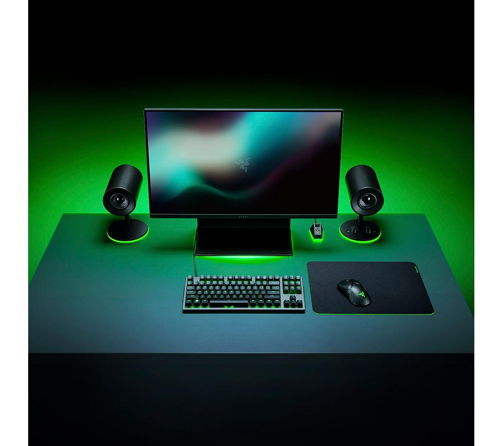 RAZER Gigantus V2 Large Gaming Surface - Black & Green image number 11 of 11