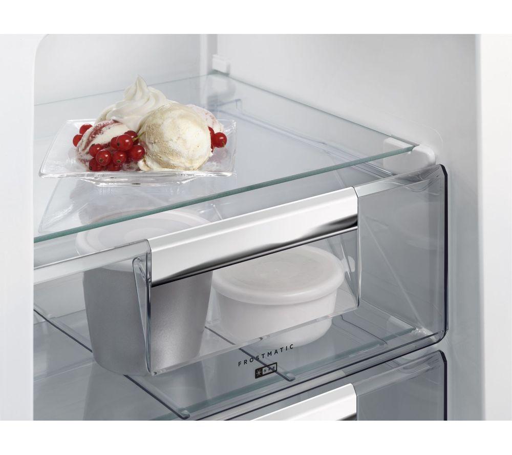 AEG SCE818E6TS Integrated 70/30 Fridge Freezer image number 2 of 3