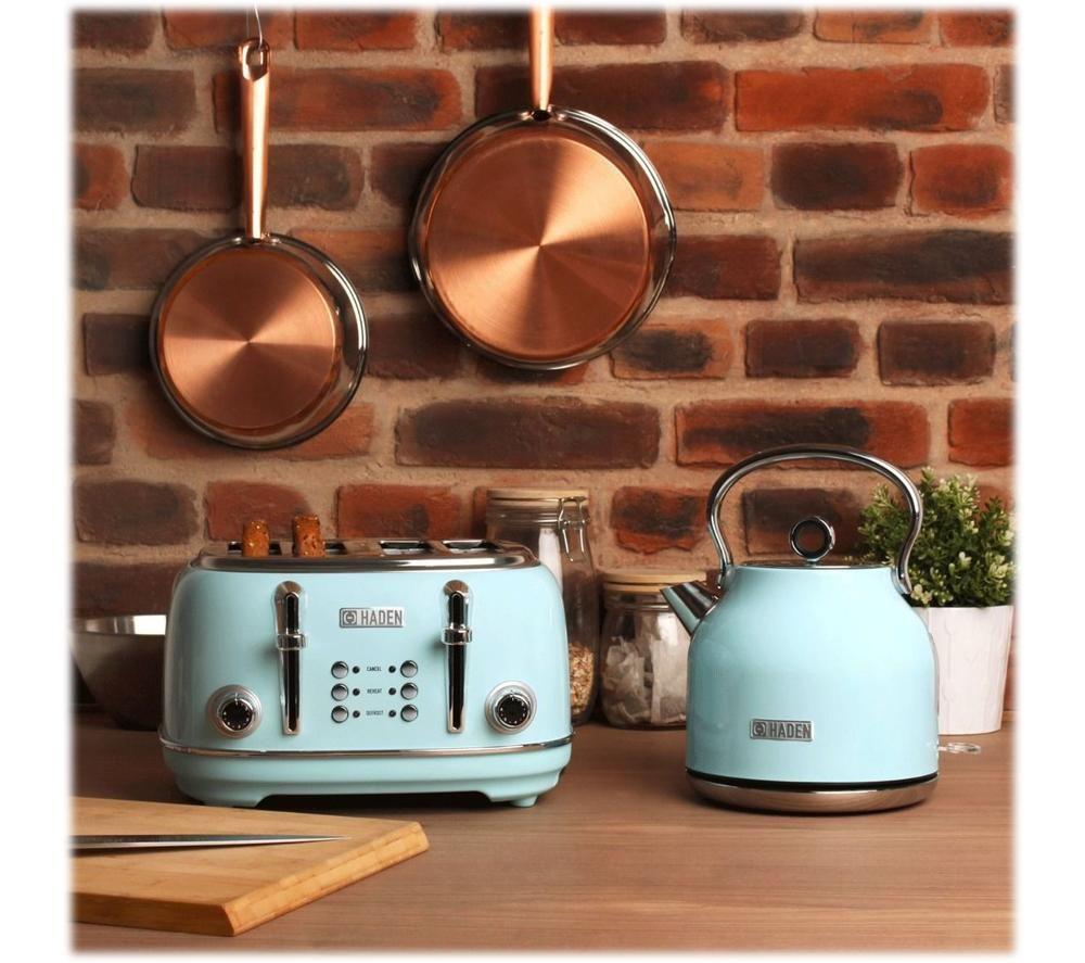 Turquoise toaster 2025 and kettle set