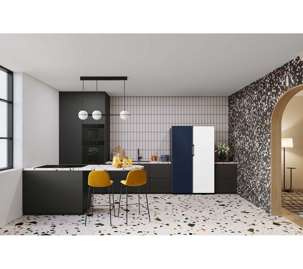 SAMSUNG Bespoke SpaceMax RZ32A74A541/EU Tall Freezer - Glam Navy image number 14 of 30