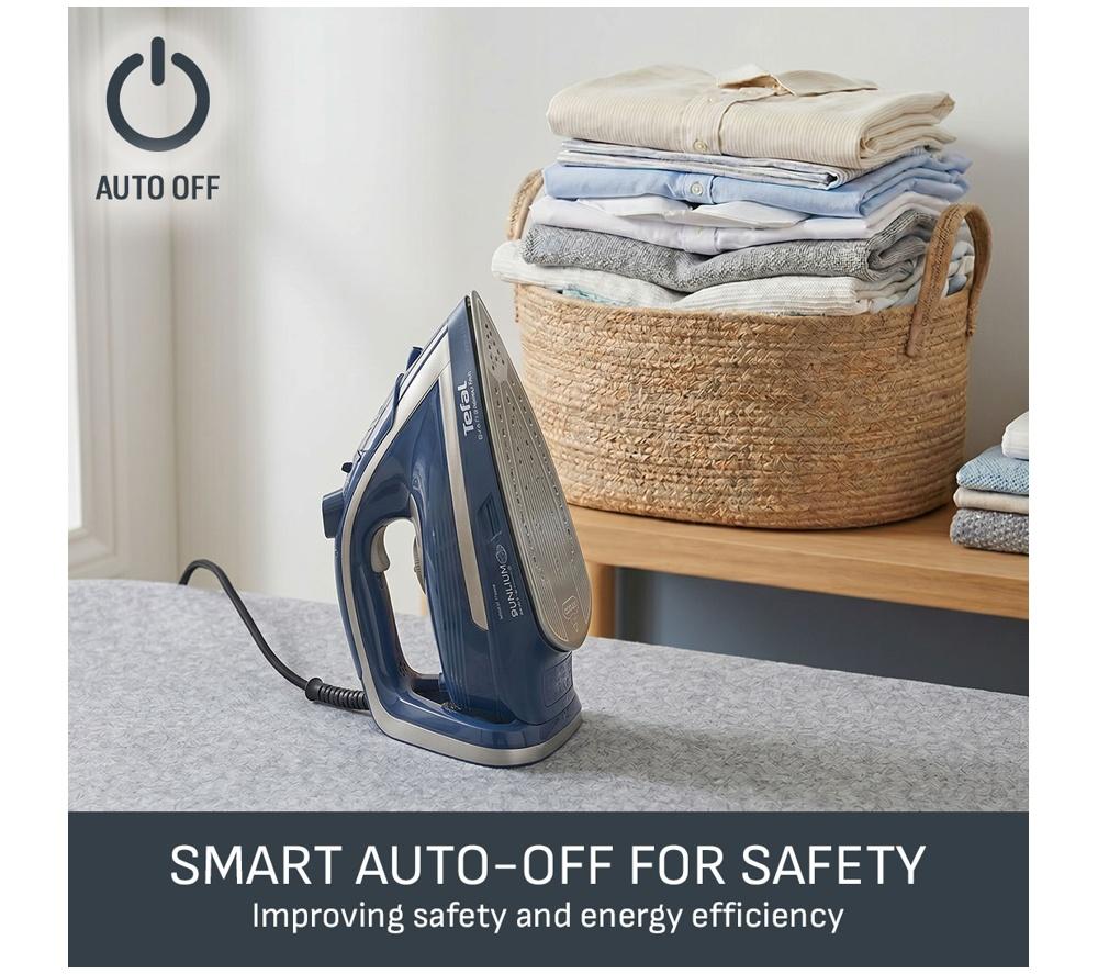 TEFAL Smart Protect Plus FV6872G0 Steam Iron &ndash; Blue & Silver image number 7 of 11