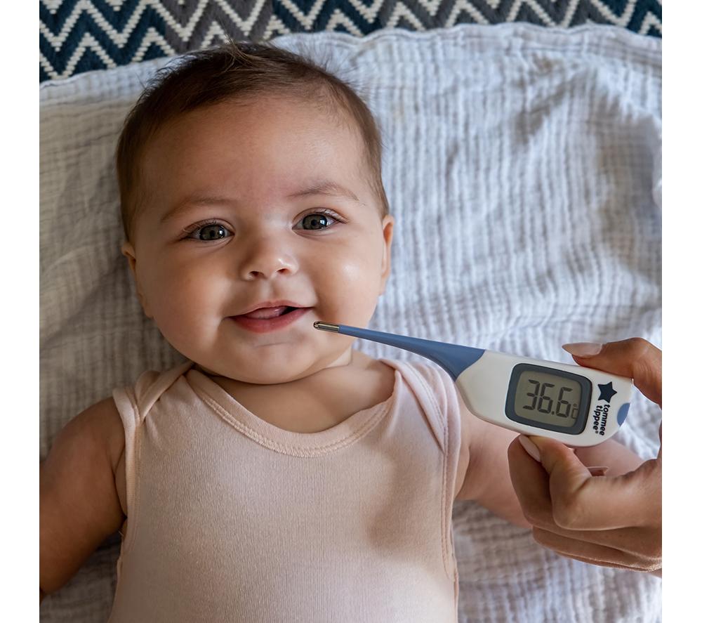 TOMMEE TIPPEE Digital 2-in-1 Pen Thermometer - White & Green image number 3 of 5