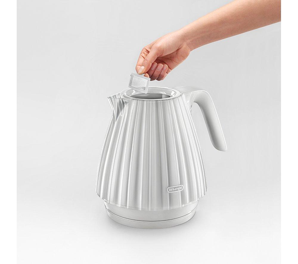 DELONGHI Ballerina KBD3001.W Jug Kettle - White image number 3 of 6