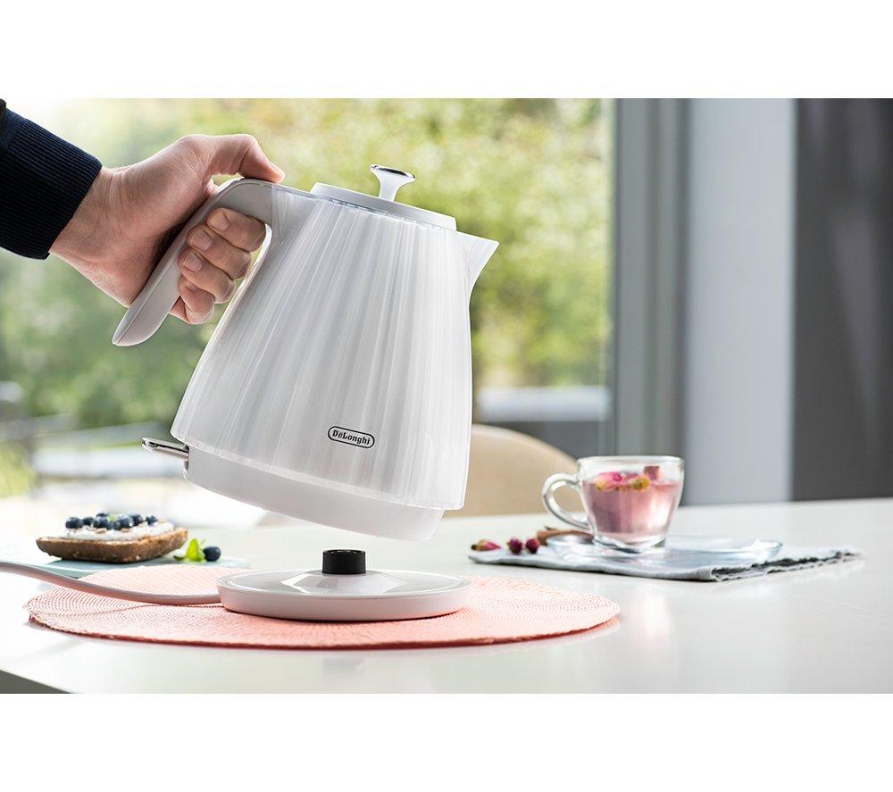 DELONGHI Ballerina KBD3001.W Jug Kettle - White image number 4 of 6