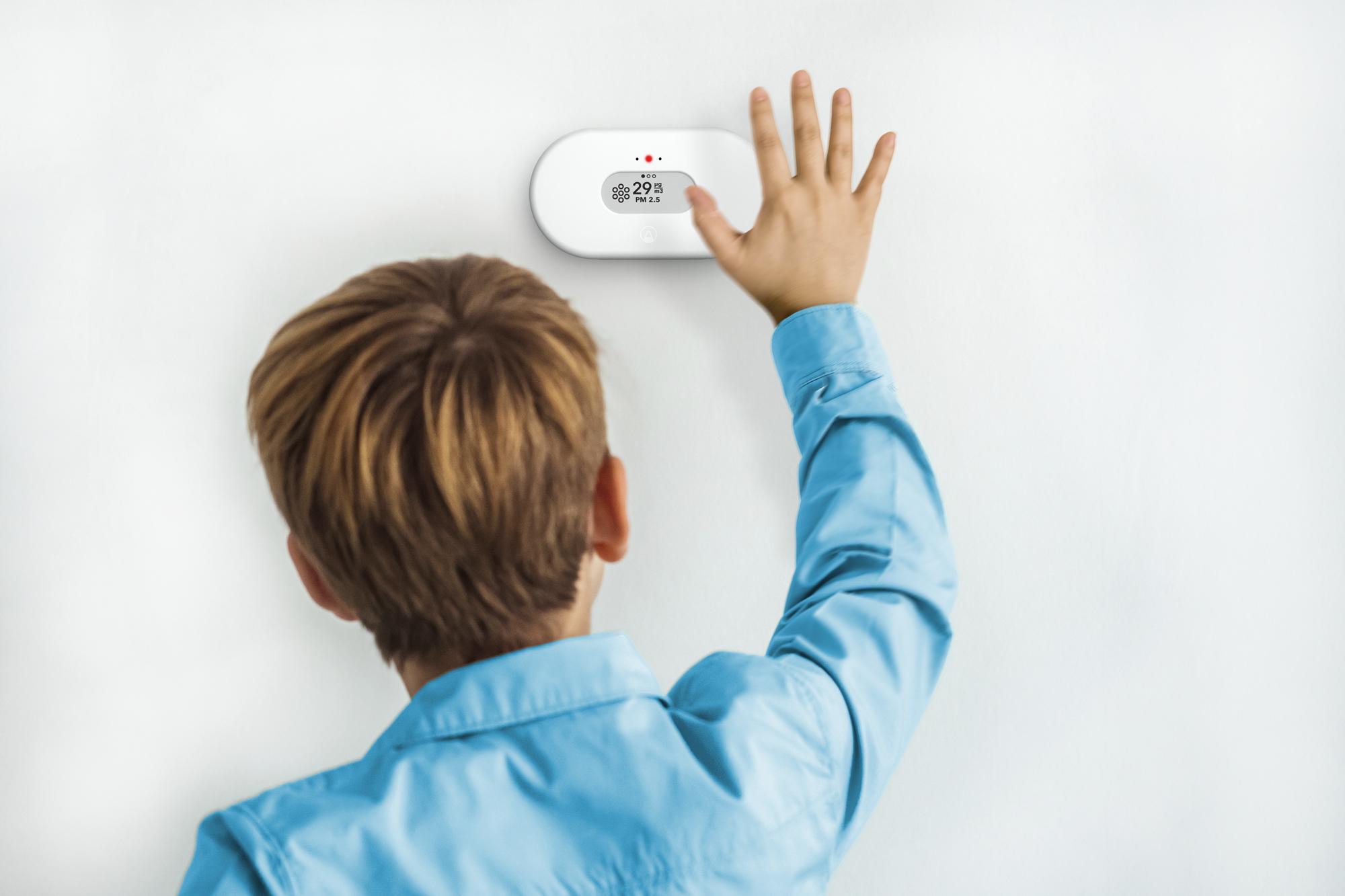 AIRTHINGS View Plus Indoor Air Quality Monitor image number 6 of 7