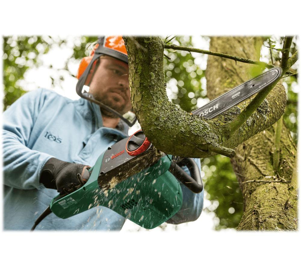 BOSCH UniversalChain 35 Corded Chainsaw - Green image number 8 of 9