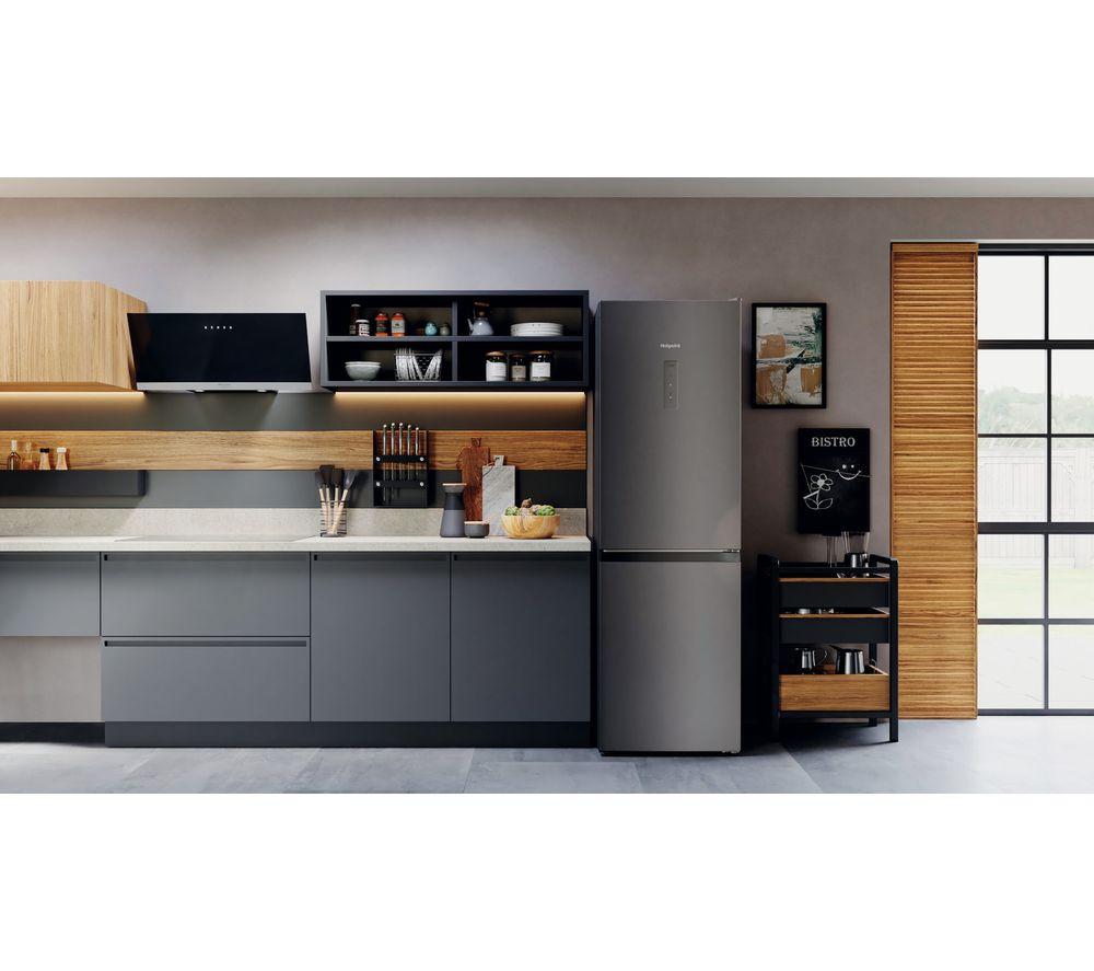 HOTPOINT H5X 82O SK 70/30 Fridge Freezer - Black image number 9 of 10