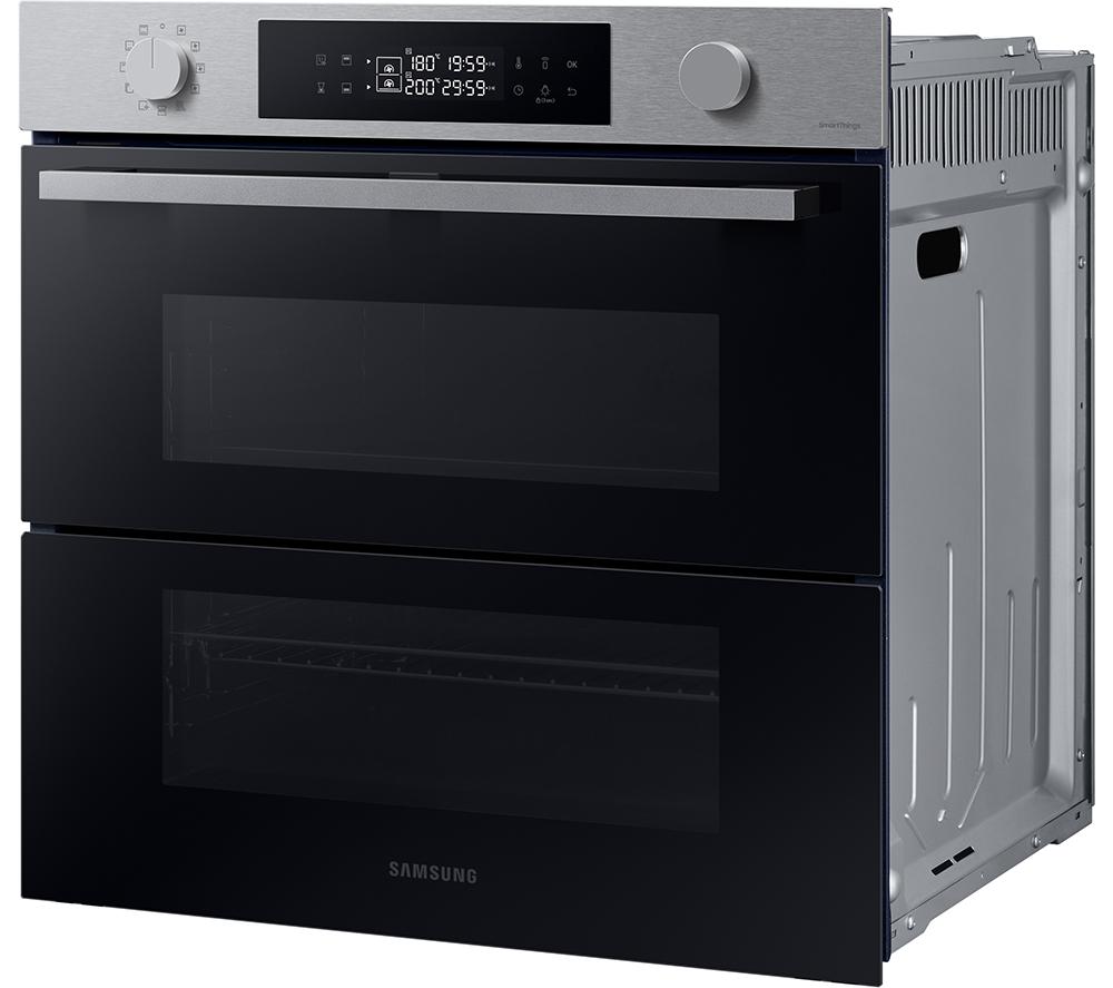 Samsung's dual oven cooks two dishes simultaneously at different