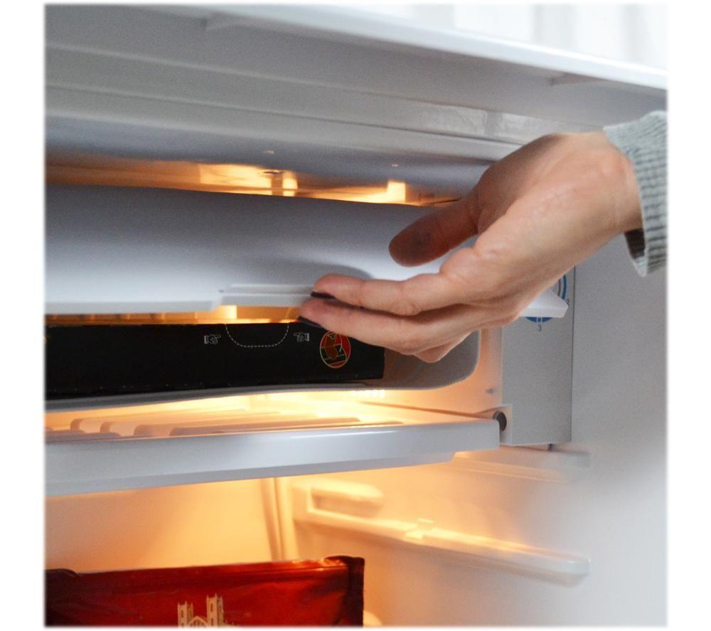 IGENIX IG3920 Undercounter Fridge - White image number 4 of 7