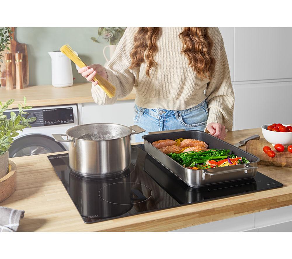 BOSCH Series 4 CombiZone PWP611BB5B 59 cm Plug-in Electric Induction Hob - Black image number 14 of 21