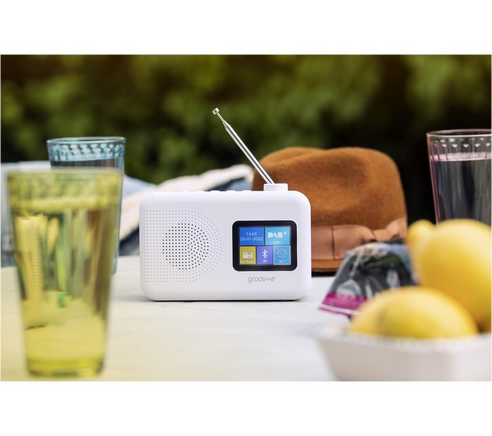 GROOV-E Berlin GVDR06WE Portable DAB/FM Bluetooth Radio - White image number 5 of 7