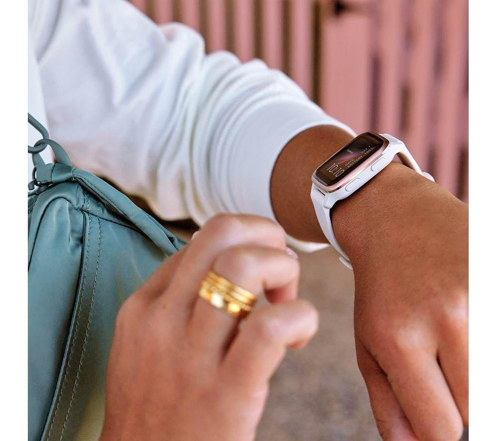 GARMIN Venu Sq 2 - White & Cream Gold image number 9 of 10