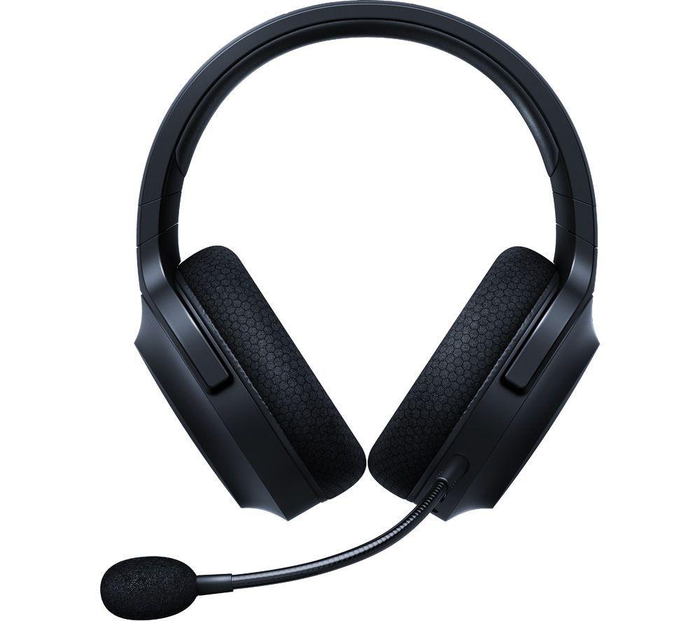 PLAYSTATION FIFA 23 for PS5 & Gaming Headset Bundle image number 6 of 7