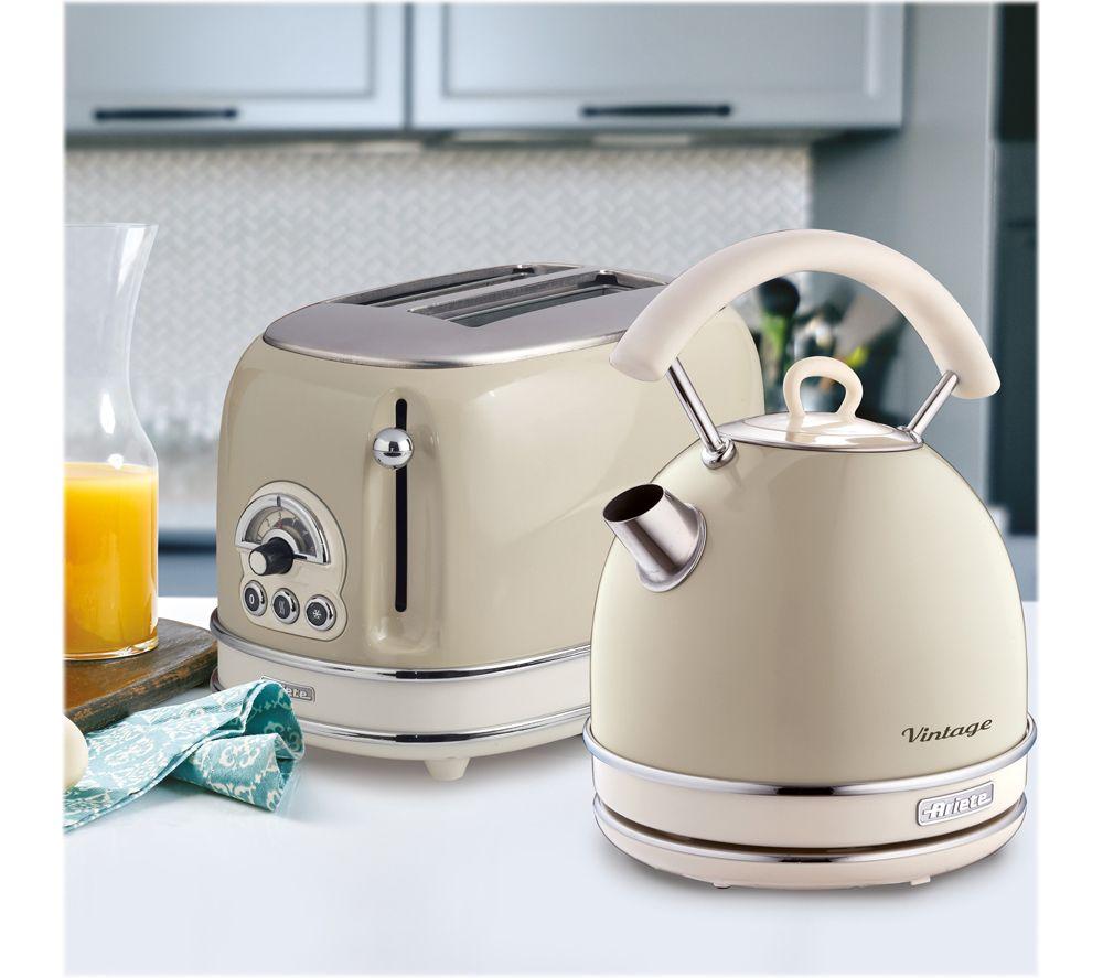 ARIETE Vintage ARPK10 2-Slice Toaster & Traditional Kettle Bundle - Beige image number 4 of 4