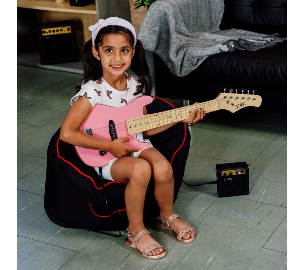 3RD AVENUE 1/4 Size Kids Electric Guitar Bundle - Pink image number 5 of 6