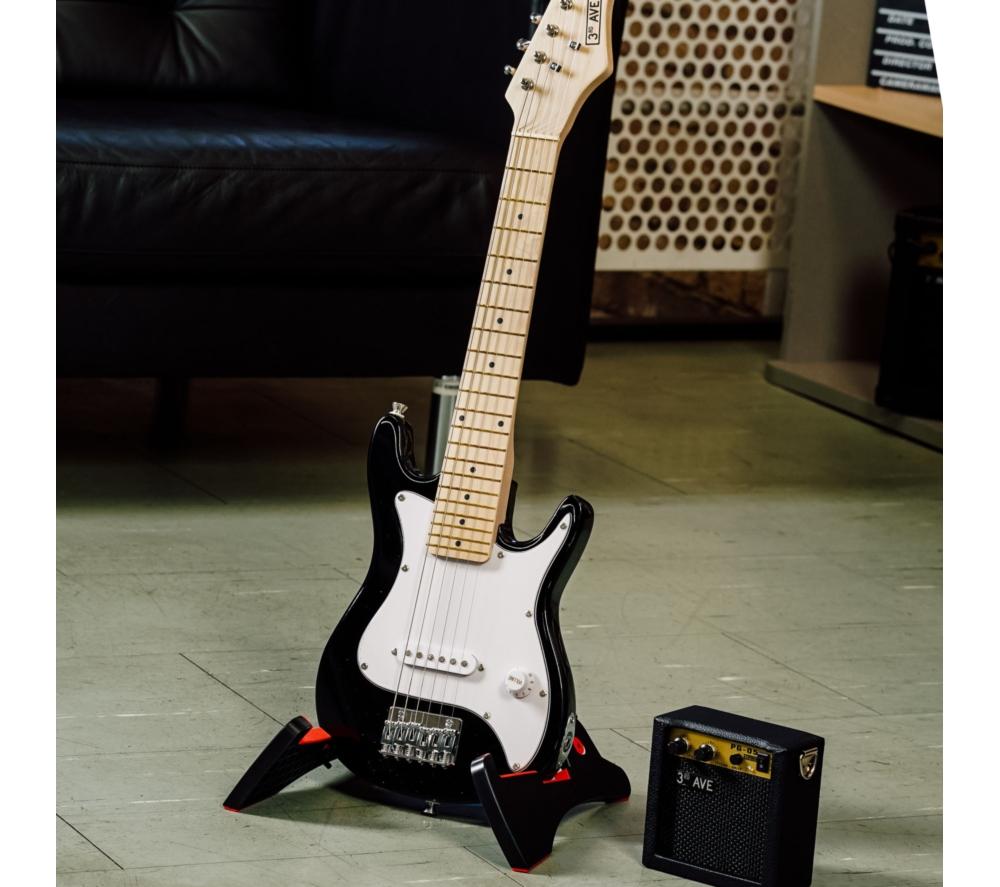 3RD AVENUE 1/4 Size Kids Electric Guitar Bundle - Black & White image number 6 of 6