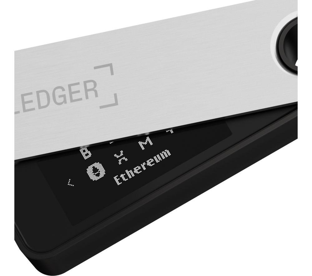 LEDGER Nano S Plus Hardware Wallet - Matte Black image number 5 of 9