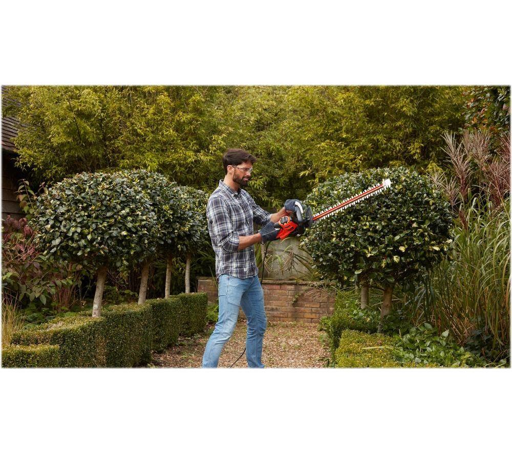 BLACK + DECKER BEHTS401-GB Corded Hedge Trimmer image number 9 of 10