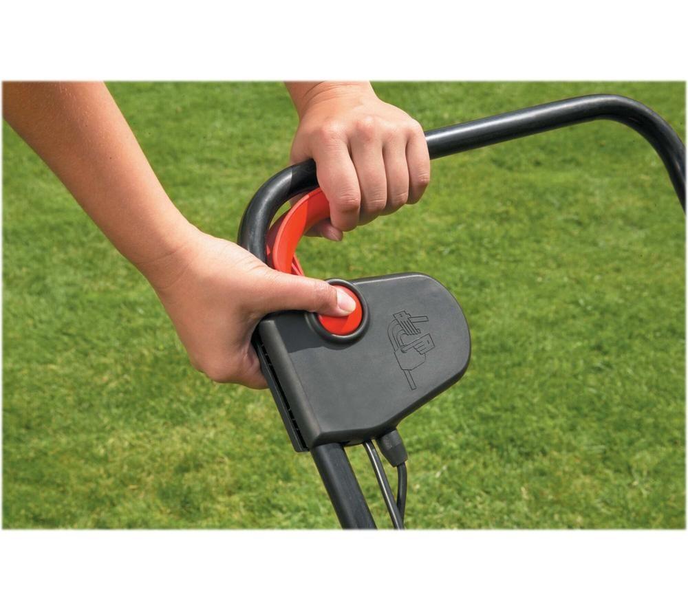 BLACK + DECKER GD300-GB Corded Lawn Raker - Black & Orange image number 2 of 3