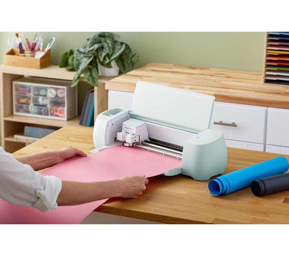 CRICUT Explore 3 DIY Digital Cutting and Printing Machine & Smart Materials Bundle image number 6 of 14