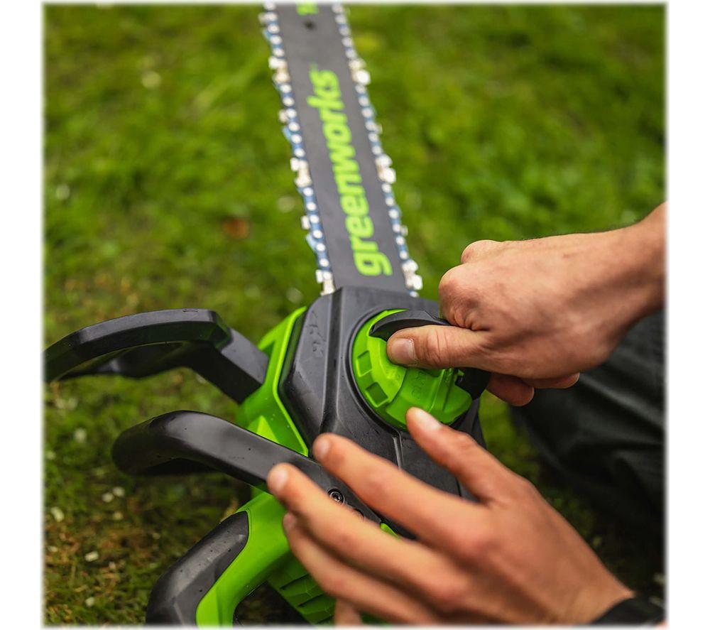 GREENWORKS GWGD24CS30K4 Cordless Chainsaw with 1 Battery - Green & Black image number 2 of 4