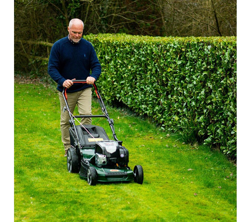 WEBB WER21ALSP Rotary Lawn Mower - Green & Black image number 10 of 12