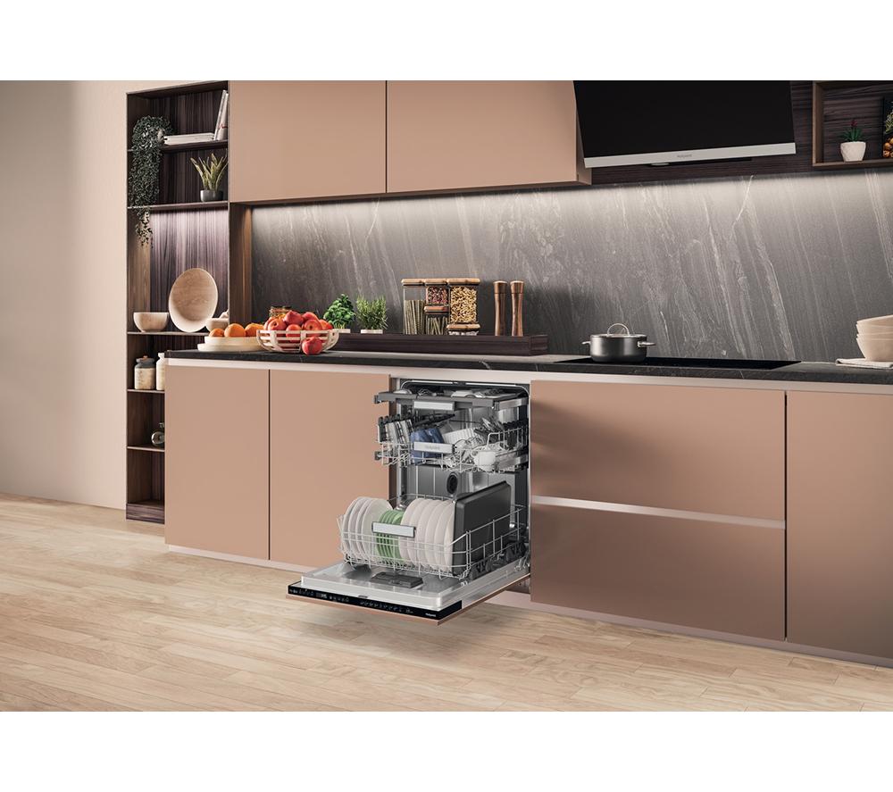 HOTPOINT Maxi Space H7I HP42 L UK Full-size Fully Integrated Dishwasher image number 15 of 16
