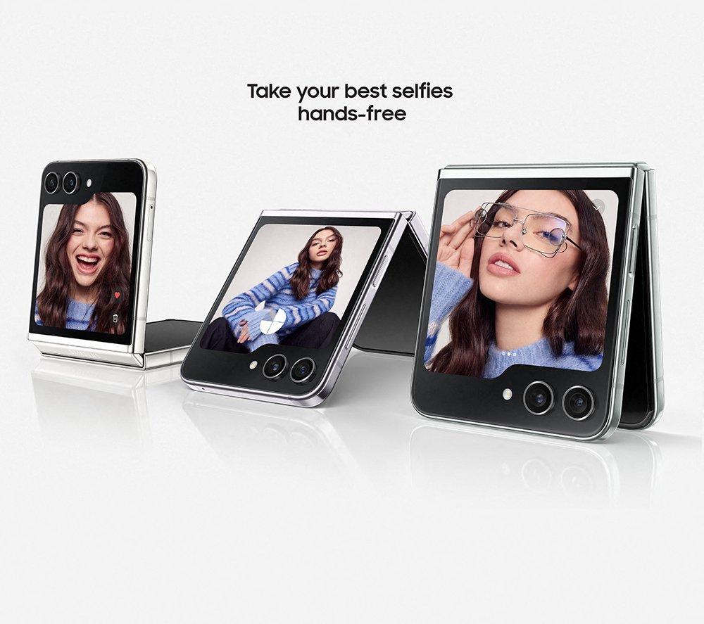 SAMSUNG Galaxy Z Flip5 - 512 GB, Lavender image number 7 of 12