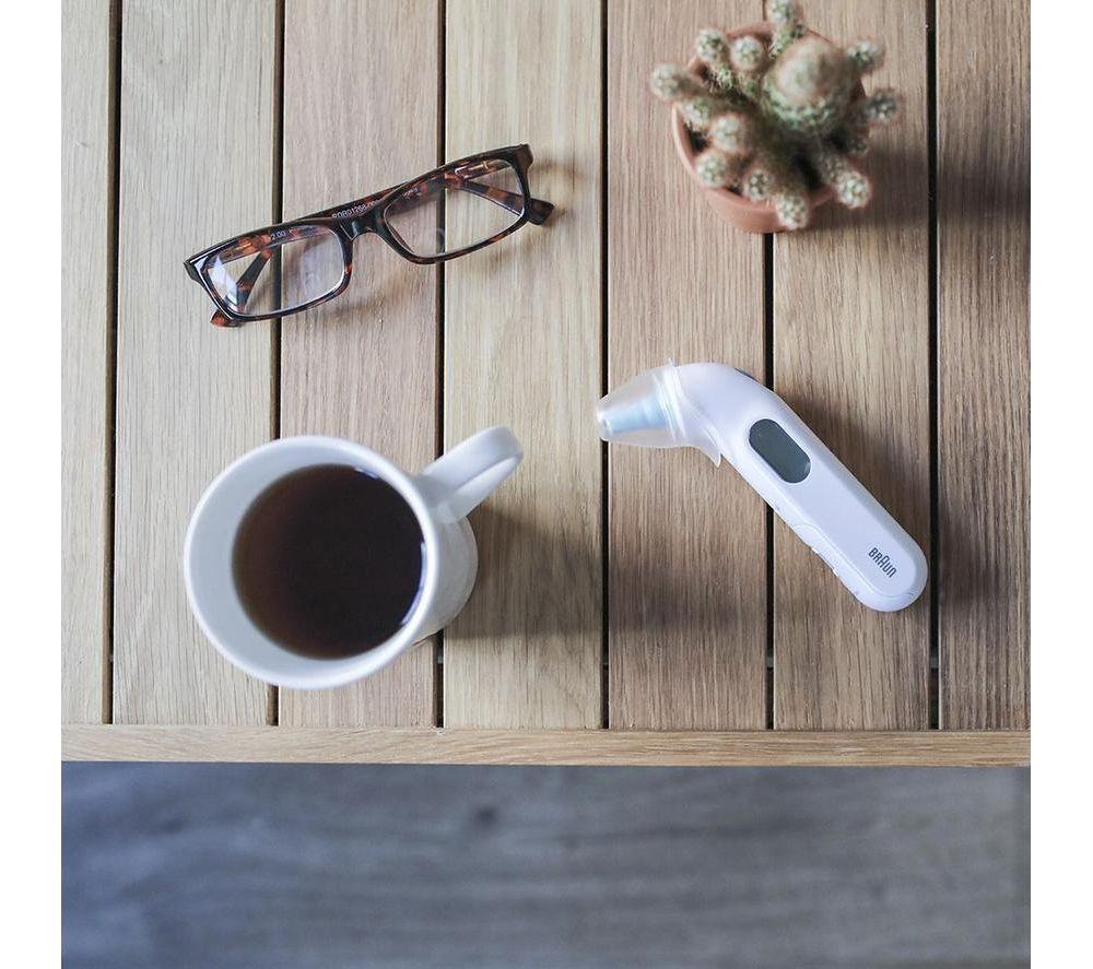 BRAUN ThermoScan 3 IRT 3030 Ear Thermometer - White and Green image number 3 of 6