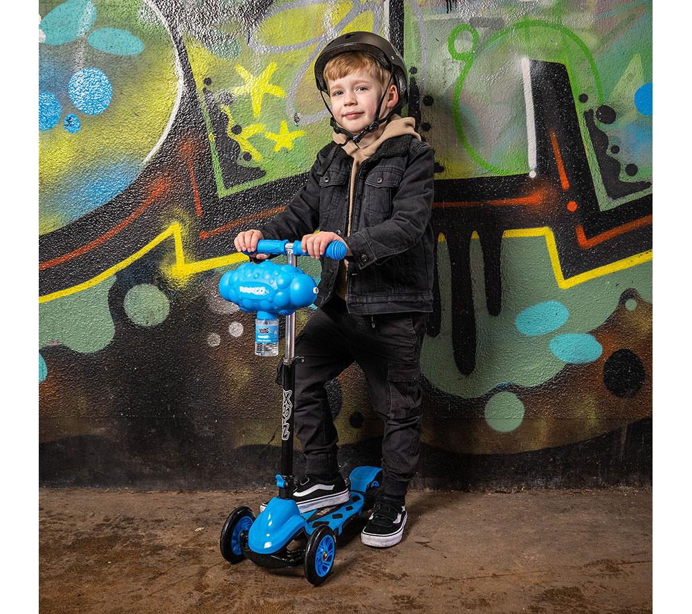 XOOTZ Bubble Go Kids' Kick Scooter - Blue image number 2 of 7