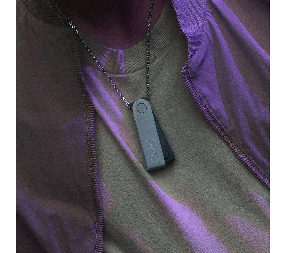 LEDGER Nano X Hardware Wallet - Ruby Red image number 4 of 9