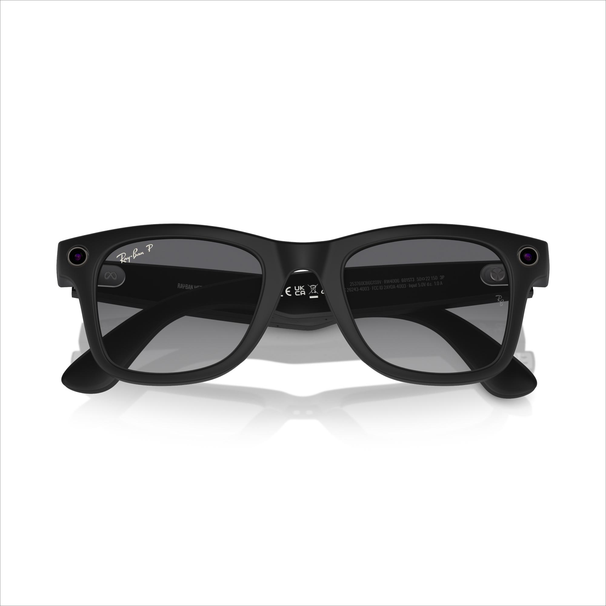 RAY-BAN META Wayfarer Glasses - Matte Black, Polarized Gradient Graphite image number 11 of 12