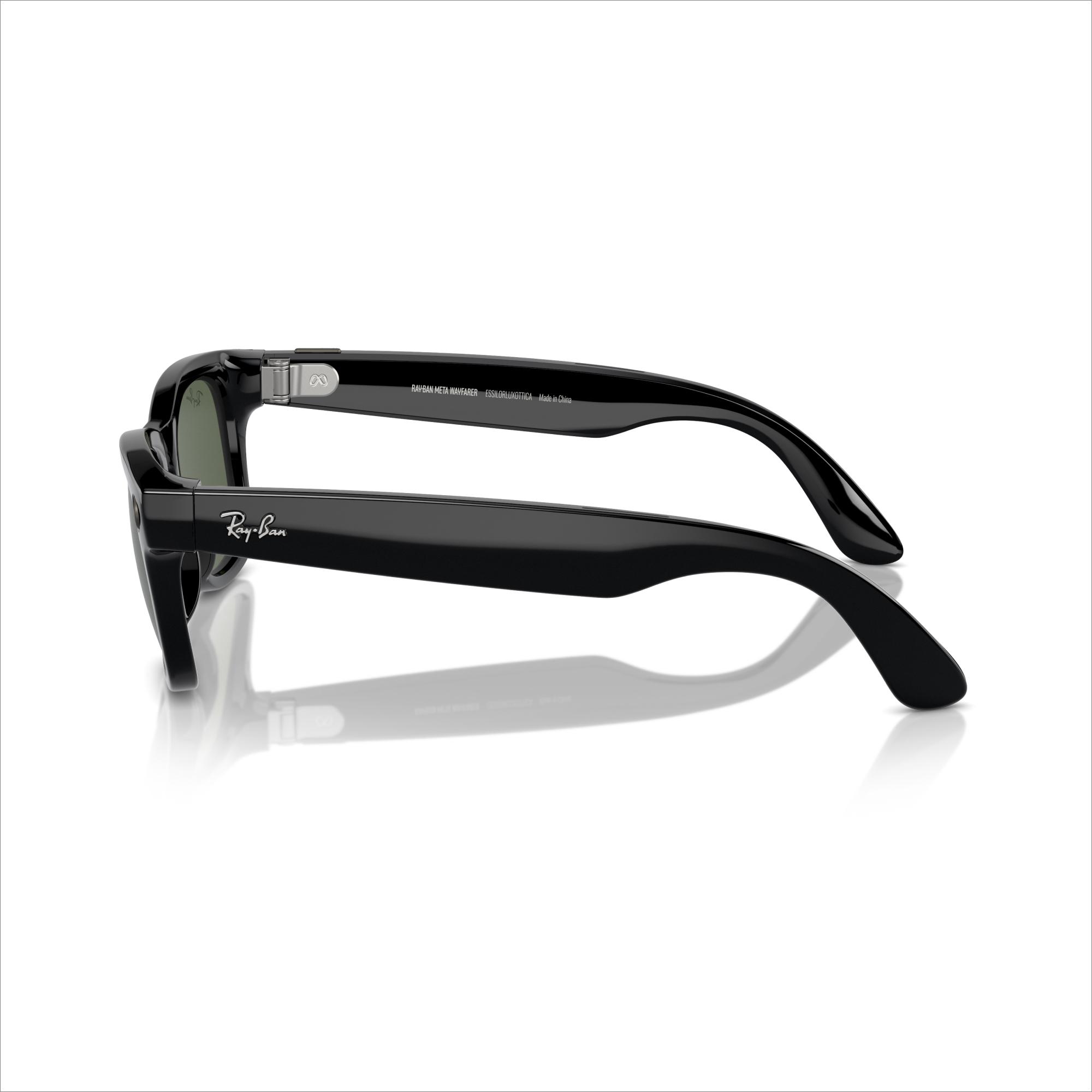 RAY-BAN META Wayfarer Glasses - Shiny Black, G15 Green image number 9 of 11