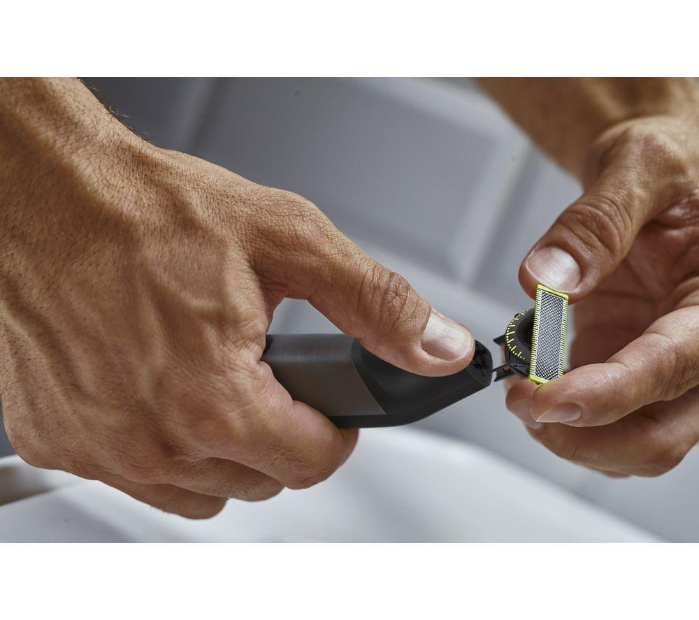 PHILIPS OneBlade Pro 360 QP6651/30 Wet & Dry Hybrid Face & Body Shaver Kit image number 7 of 9