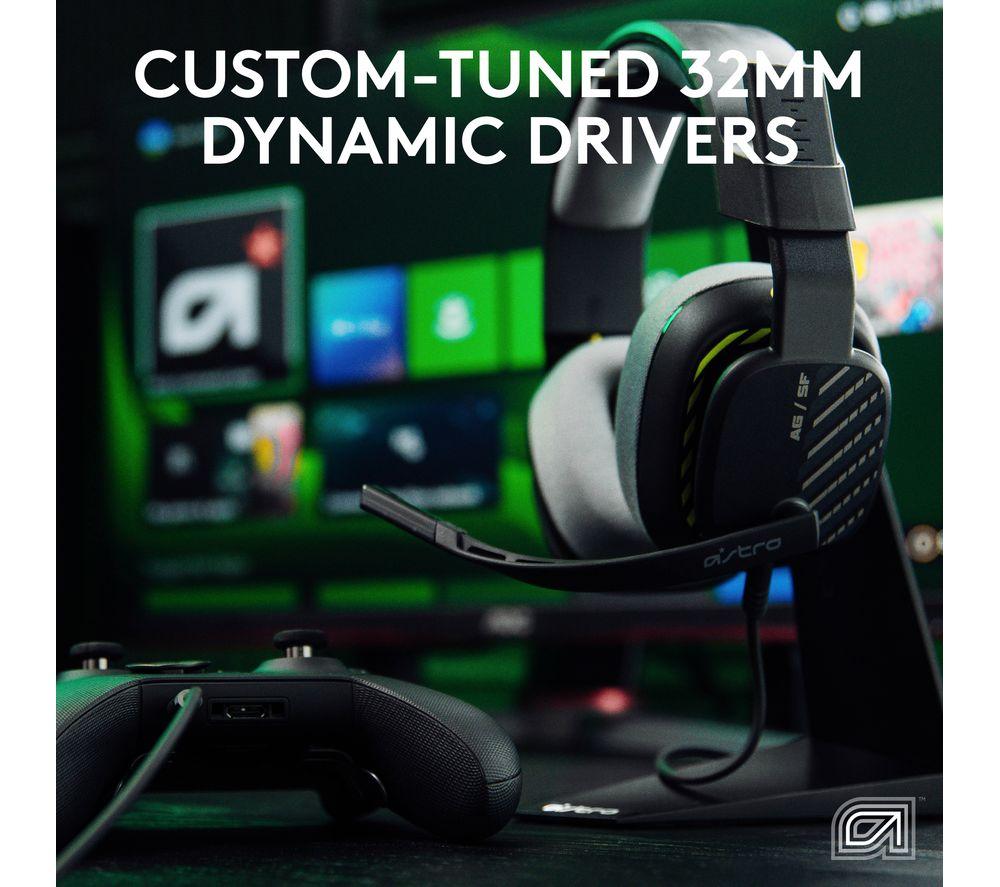 LOGITECH G920 Racing Wheel with Pedals & ASTRO A10 Gaming Headset Bundle image number 5 of 7