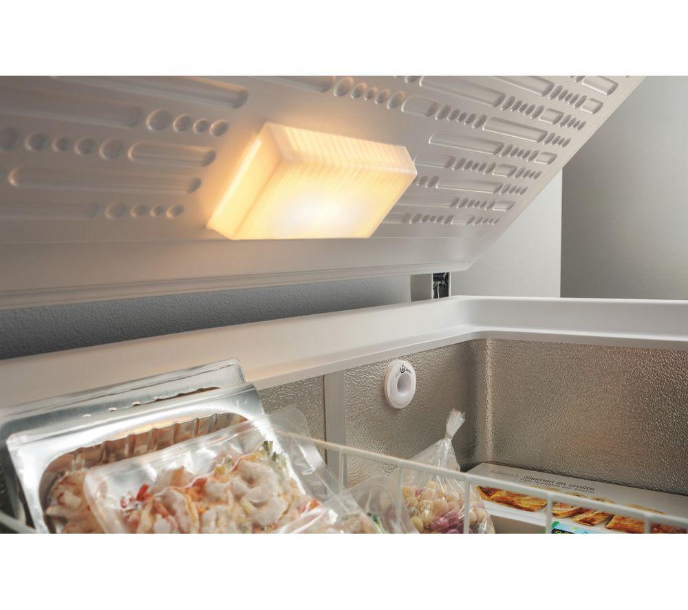 HOTPOINT CS2A 250 H FA 1 Chest Freezer - White image number 9 of 12
