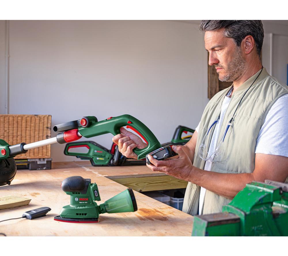 BOSCH UniversalGrassCut 18V-26-500 Cordless Grass Trimmer - Black & Green image number 8 of 12