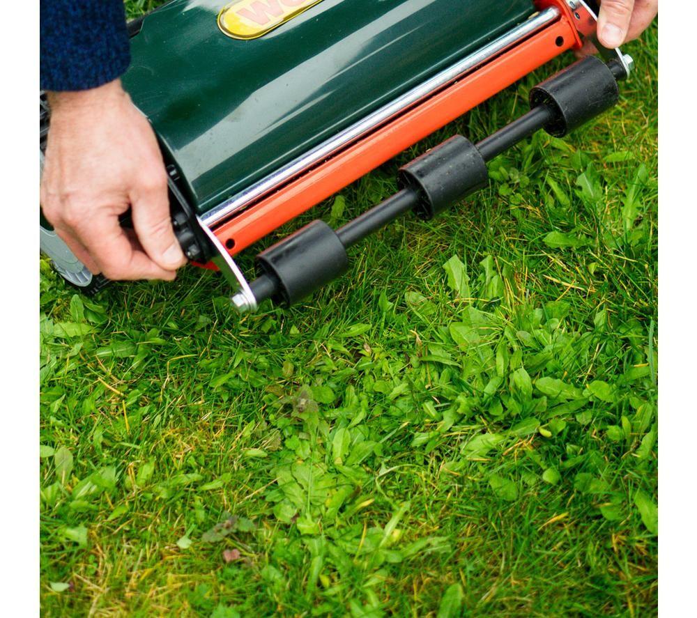 WEBB WEH30 Cordless Cylinder Lawn Mower - Green, Orange & Black image number 5 of 6