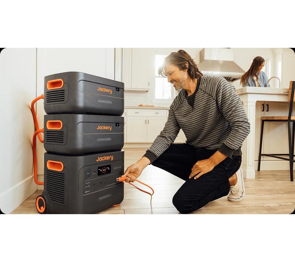 JACKERY Explorer 2000 Plus Portable Power Station image number 7 of 11