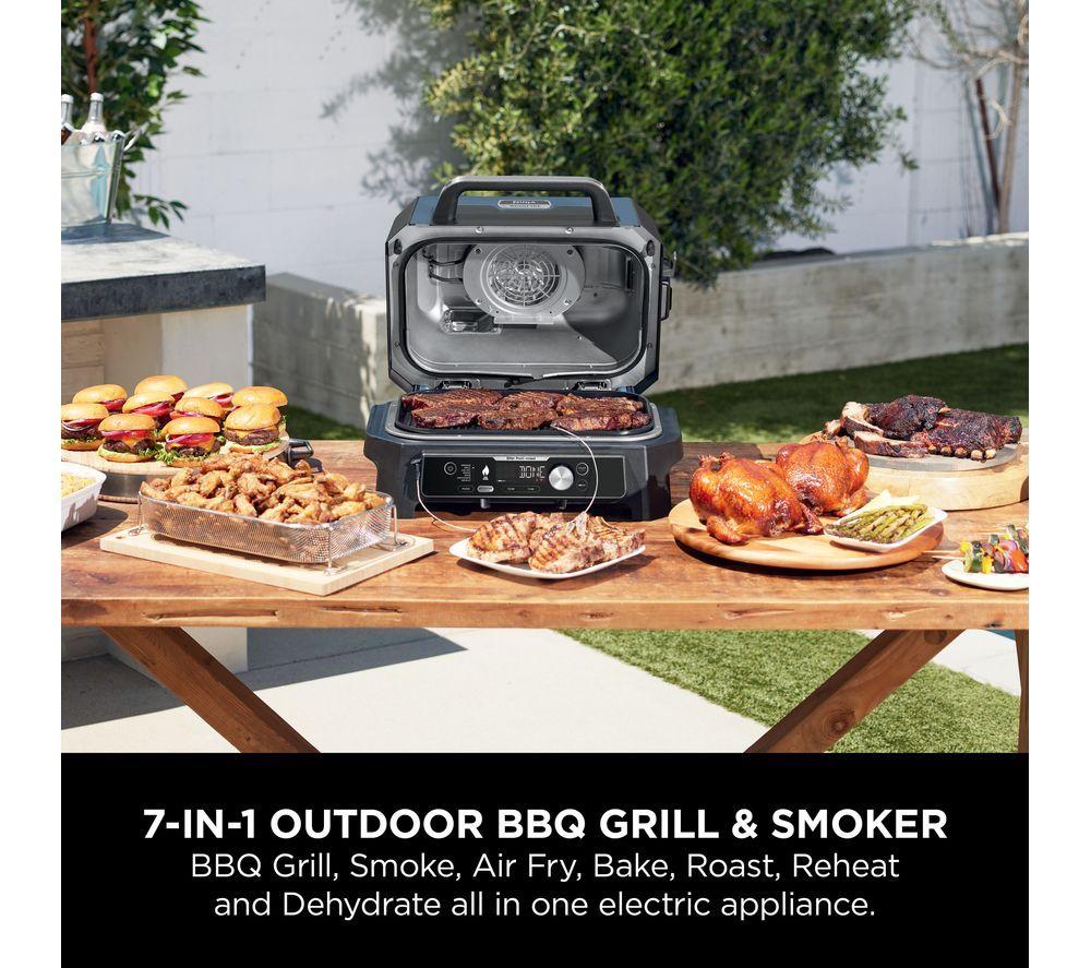 NINJA Woodfire Pro Connect XL OG901UK Outdoor Electric BBQ Grill & Smoker &ndash; Black & Blue image number 13 of 16