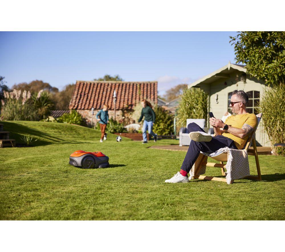 FLYMO UltraLife 800 Cordless Robot Lawn Mower - Black & Orange image number 19 of 19