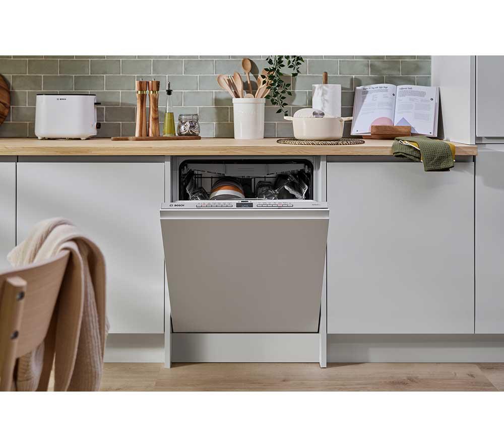 BOSCH Series 6 Perfect Dry SMV6ZCX10G Full-size Fully Integrated WiFi-enabled Dishwasher image number 14 of 19