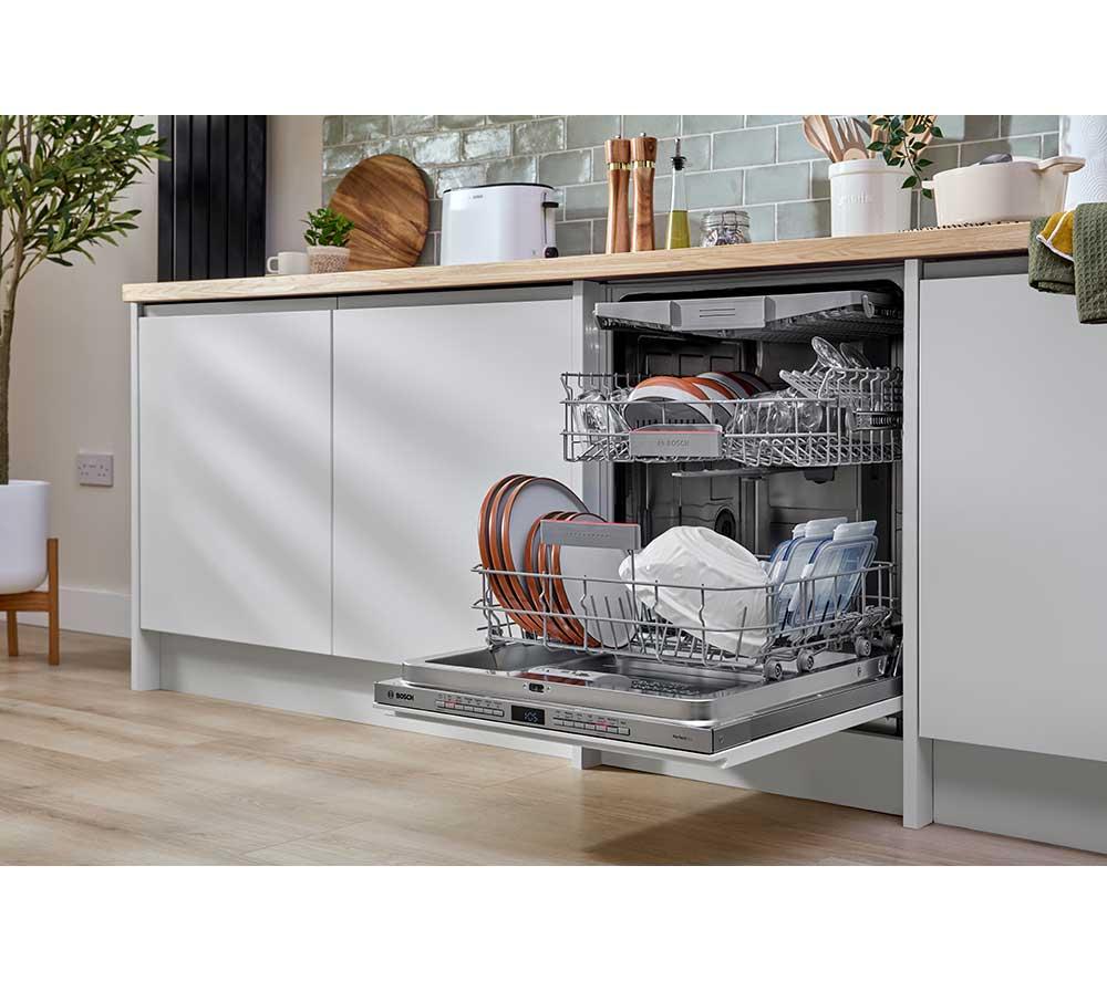 BOSCH Series 6 Perfect Dry SMV6ZCX10G Full-size Fully Integrated WiFi-enabled Dishwasher image number 15 of 19